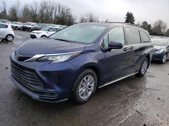 TOYOTA SIENNA 2022 5TDBSKFC8NS063030 | Auction Seeker