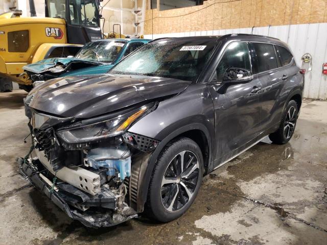 TOYOTA HIGHLANDER 2022 5TDLZRBH4NS205657 | Auction Seeker