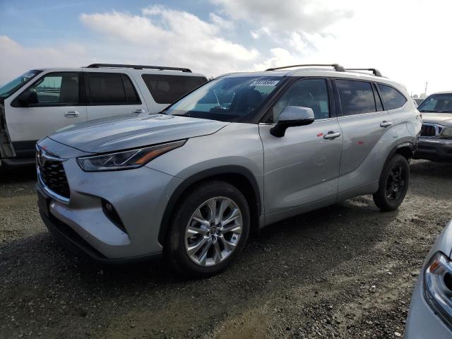 TOYOTA HIGHLANDER 2022 5TDDZRBH3NS573381 | Auction Seeker