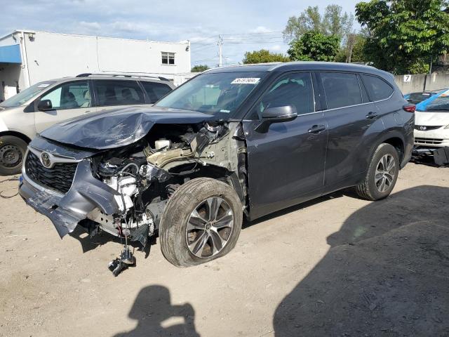 TOYOTA HIGHLANDER 2022 5TDGZRAH3NS115385 | Auction Seeker