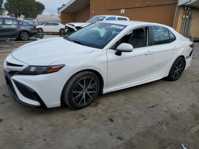 TOYOTA CAMRY 2021 4T1G11AK6MU542456 | Auction Seeker