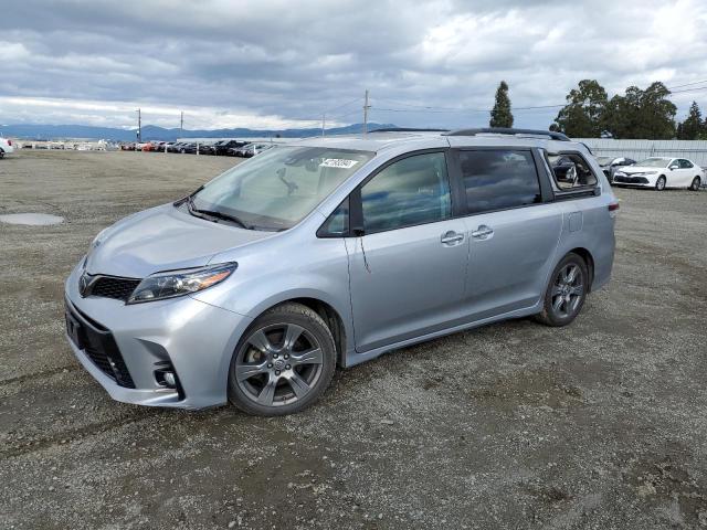 TOYOTA SIENNA 2018 5TDXZ3DC6JS958455 | Auction Seeker