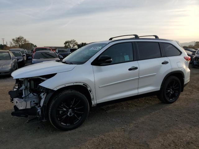 TOYOTA HIGHLANDER 2019 5TDJZRFH4KS967268 | Auction Seeker