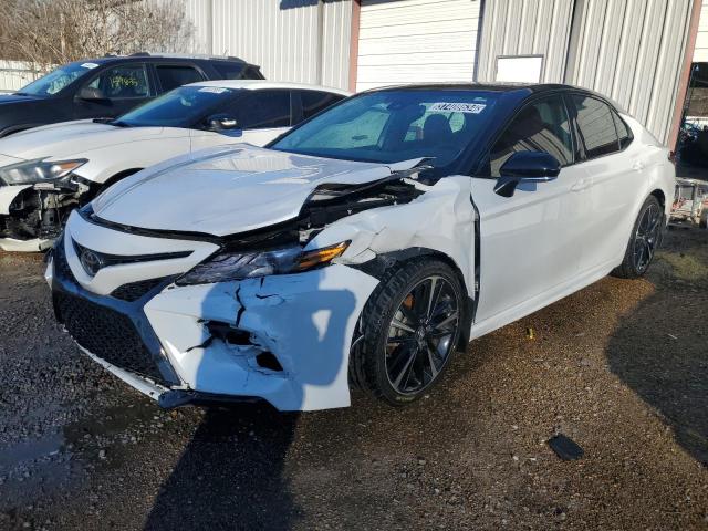 TOYOTA CAMRY 2019 4T1B61HK0KU192935 | Auction Seeker