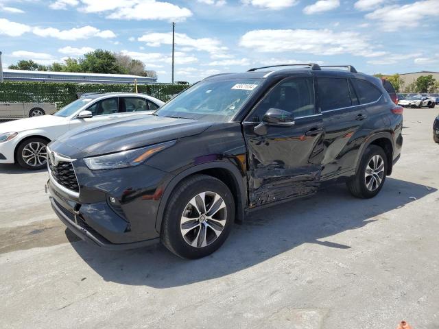 TOYOTA HIGHLANDER 2022 5TDGZRBH9NS230605 | Auction Seeker