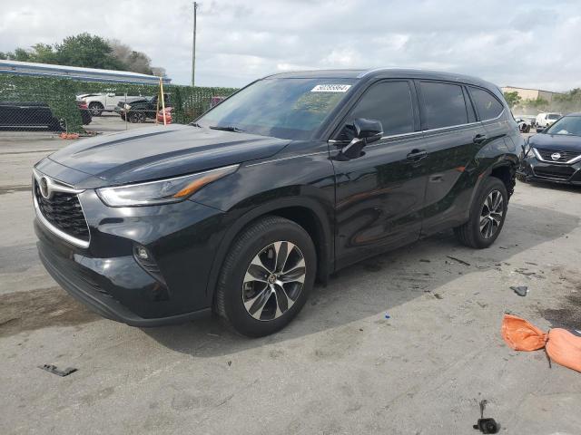 TOYOTA HIGHLANDER 2021 5TDGZRBH5MS101999 | Auction Seeker