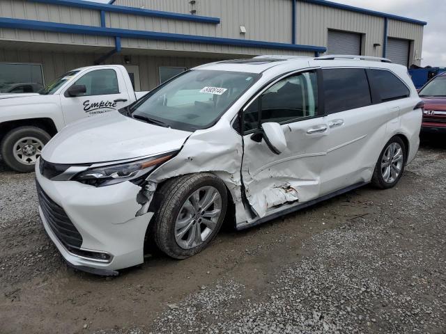 TOYOTA SIENNA 2023 5TDERKEC2PS169017 | Auction Seeker