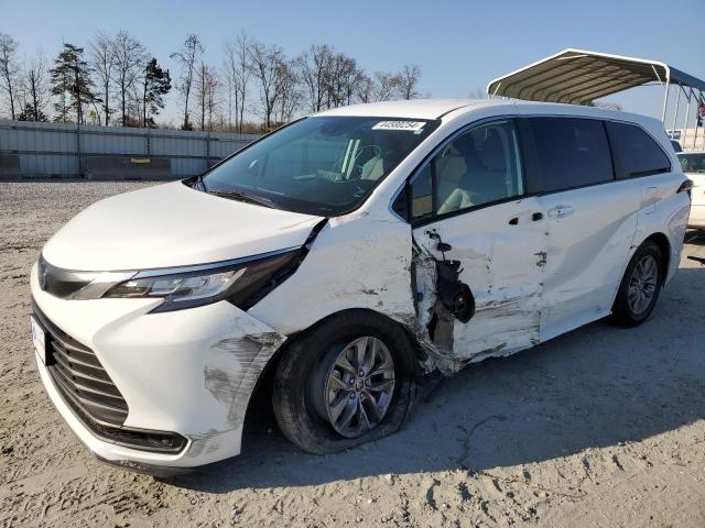 TOYOTA SIENNA 2022 5TDKRKEC2NS121954 | Auction Seeker