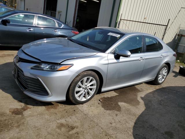 TOYOTA CAMRY 2022 4T1C11AK0NU705425 | Auction Seeker