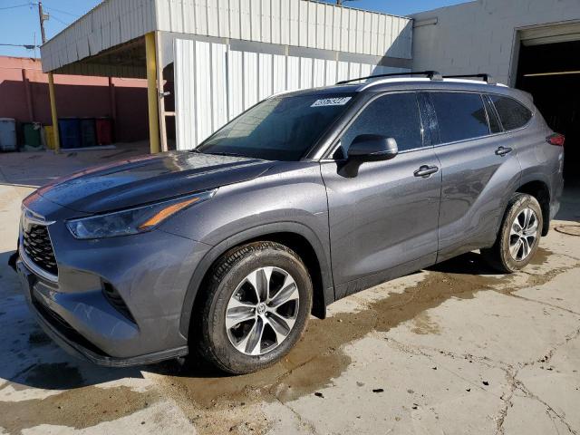 TOYOTA HIGHLANDER 2022 5TDHZRAH8NS116827 | Auction Seeker