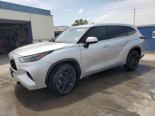 TOYOTA HIGHLANDER 2022 5TDCZRAH7NS560971 | Auction Seeker