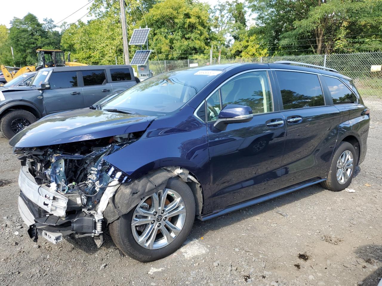 TOYOTA SIENNA 2022 5TDESKFC8NS043373 | Auction Seeker