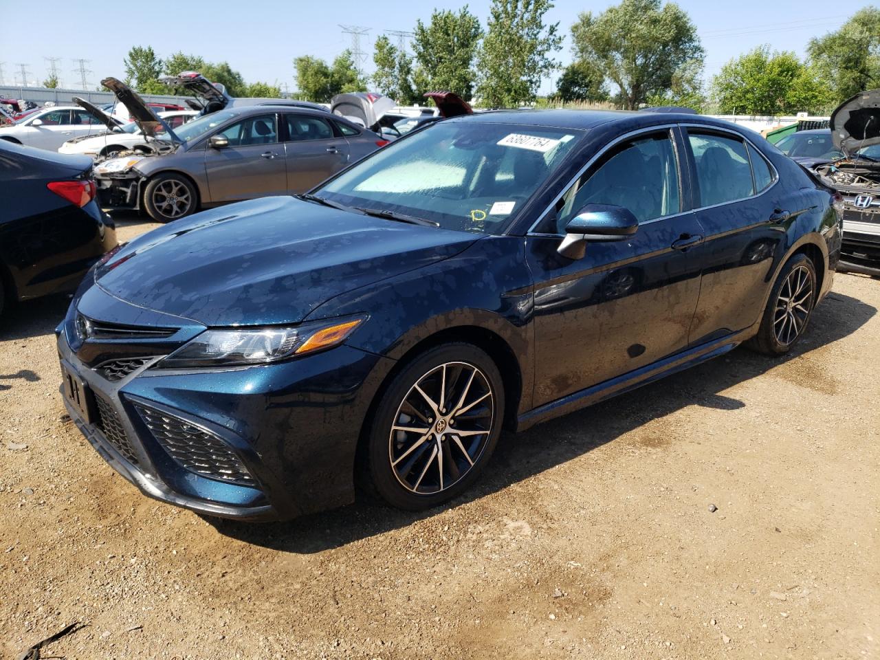 TOYOTA CAMRY 2021 4T1G11AK5MU438590 | Auction Seeker