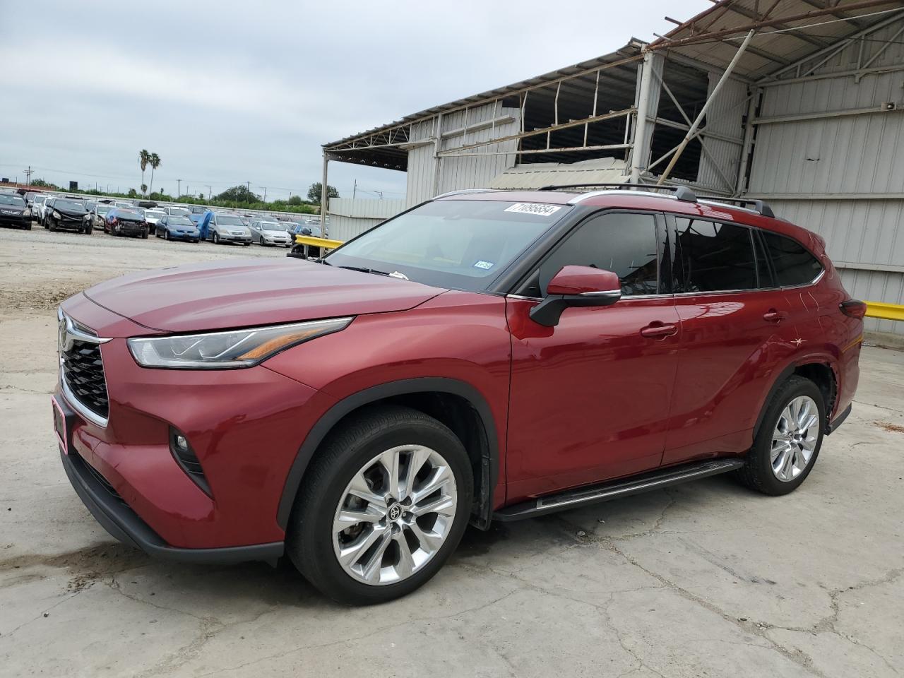 TOYOTA HIGHLANDER 2021 5TDYZRAH5MS043737 | Auction Seeker