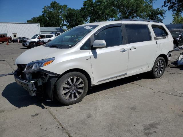 TOYOTA SIENNA 2019 5TDDZ3DC2KS223900 | Auction Seeker