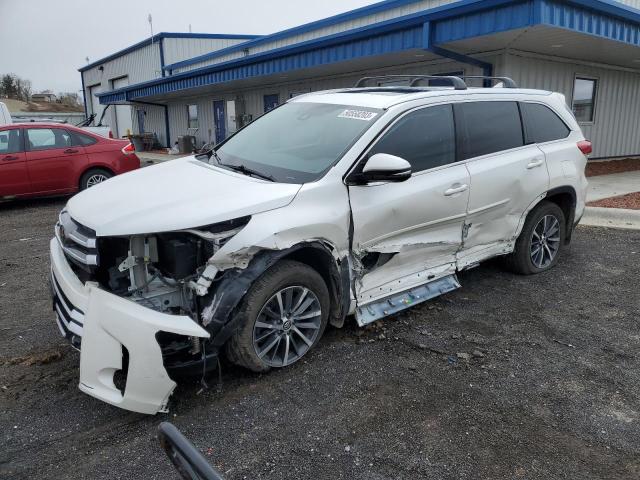 TOYOTA HIGHLANDER 2017 5TDJZRFH9HS457880 | Auction Seeker