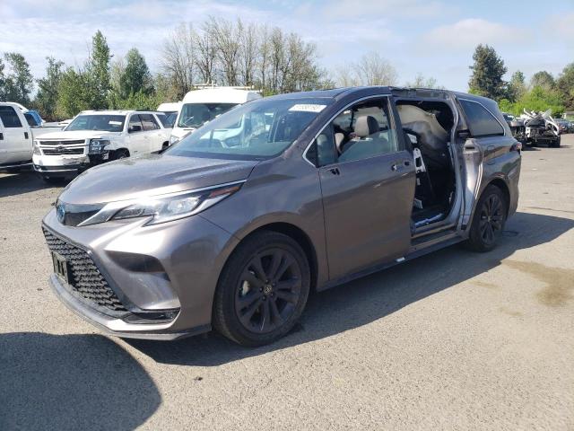 TOYOTA SIENNA 2022 5TDDRKEC7NS105001 | Auction Seeker