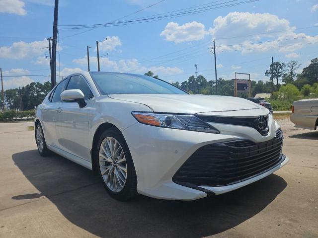 TOYOTA CAMRY 2018 4T1B11HK2JU662444 | Auction Seeker