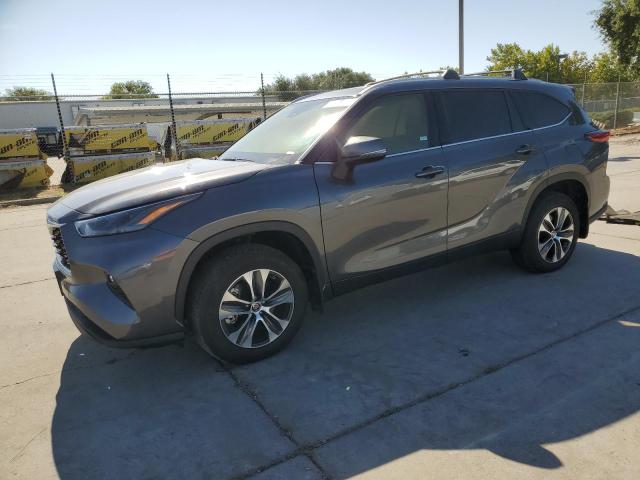 TOYOTA HIGHLANDER 2022 5TDHZRBH5NS171492 | Auction Seeker