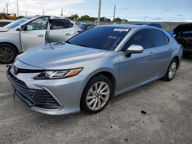 TOYOTA CAMRY 2022 4T1C11AK2NU678647 | Auction Seeker