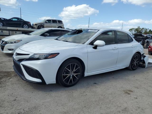 TOYOTA CAMRY 2022 4T1G11AKXNU643646 | Auction Seeker
